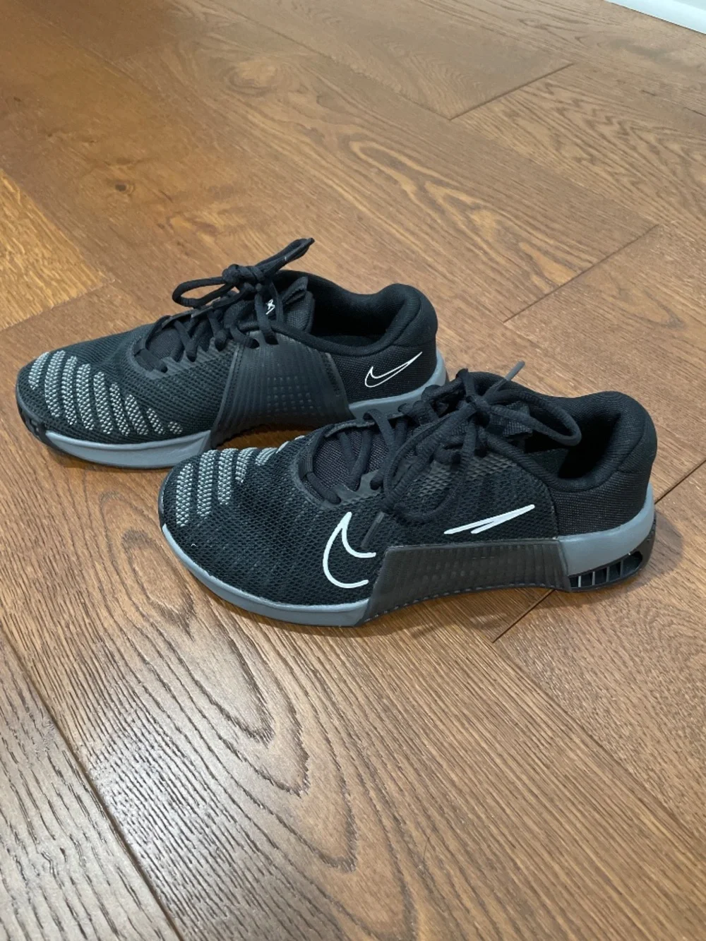 Nike Metcon 9 Women’s Training Shoes Black New Without Tags Size 7.5